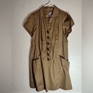 Robbie Bee Size 18W Tan  Dress w/Snap buttons